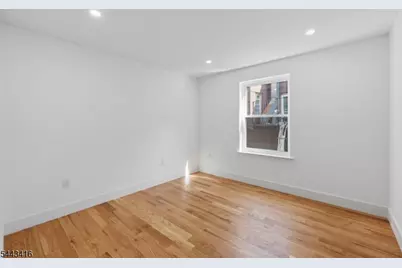 130 N 17th St, East Orange, NJ 07017 - Photo 14