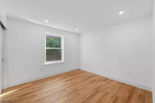 130 N 17th St, East Orange, NJ 07017 - Photo 16