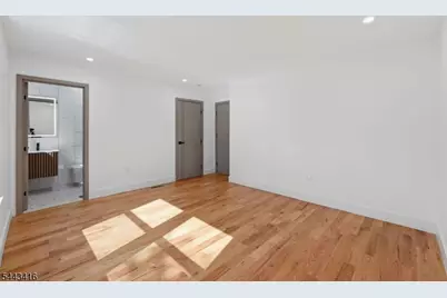 130 N 17th St, East Orange, NJ 07017 - Photo 18