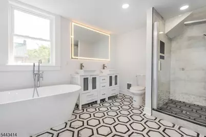 57 Goldsmith Ave, Newark, NJ 07112 - Photo 14