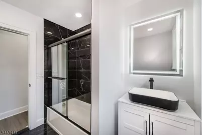 57 Goldsmith Ave, Newark, NJ 07112 - Photo 6