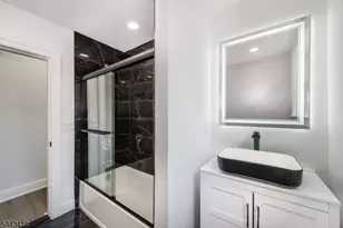 57 Goldsmith Ave, Newark, NJ 07112 - Photo 6