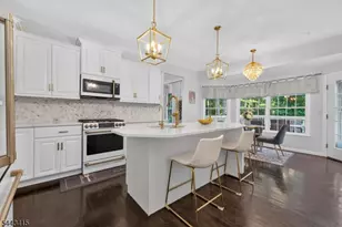722 County Rd 579, Raritan Township, NJ 08822 - Photo 8