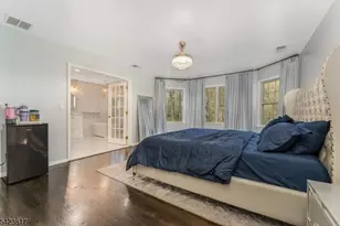 722 County Rd 579, Raritan Township, NJ 08822 - Photo 22