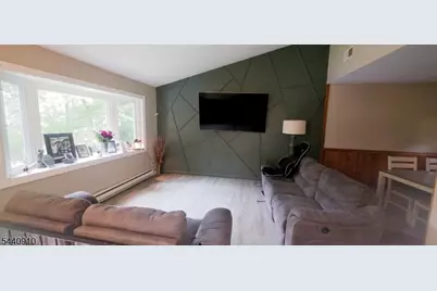 17 Penn State Trl, Hopatcong, NJ 07843 - Photo 2