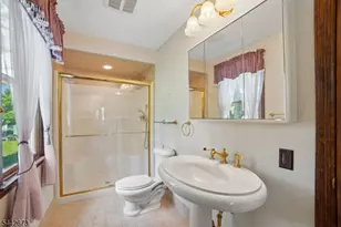 28 Nye Ave, Hanover Township, NJ 07981 - Photo 16