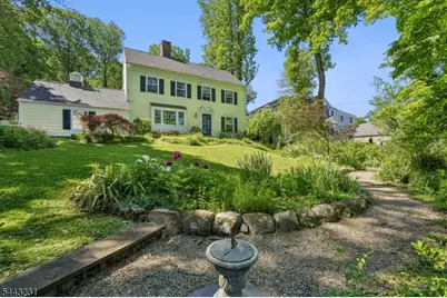 638 Mountain Ave, Berkeley Heights Township, NJ 07922 - Photo 2