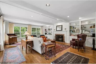 638 Mountain Ave, Berkeley Heights Township, NJ 07922 - Photo 4