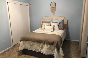 327 Larch Ct, Raritan Township, NJ 08822 - Photo 6