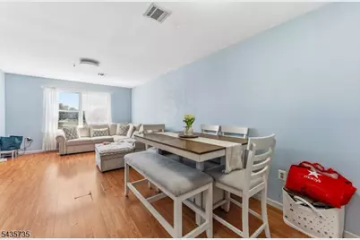 56 Vincent St, Newark, NJ 07105 - Photo 18