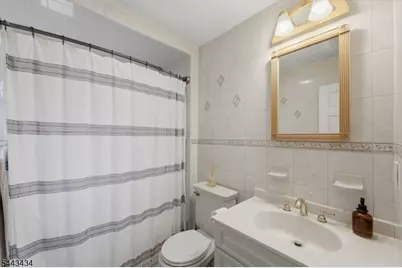 198 Cornell Ave, Rahway, NJ 07065 - Photo 24