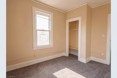 1010 Kilsyth Rd, Elizabeth, NJ 07208 - Photo 10