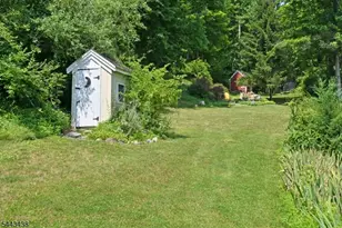 919 Wall St, Stillwater, NJ 07860 - Photo 24
