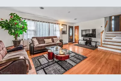 701 Denninger Rd, North Plainfield, NJ 07063 - Photo 4