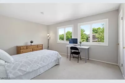 81 Canterberry Cir, Raritan Township, NJ 08822 - Photo 20