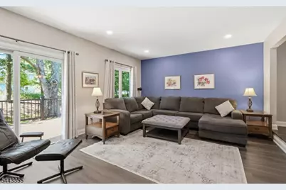 81 Canterberry Cir, Raritan Township, NJ 08822 - Photo 14