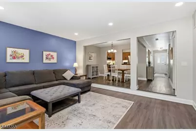 81 Canterberry Cir, Raritan Township, NJ 08822 - Photo 12
