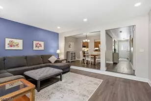 81 Canterberry Cir, Raritan Township, NJ 08822 - Photo 12