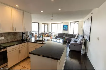 415 Newark St #5A, Hoboken, NJ 07030 - Photo 6