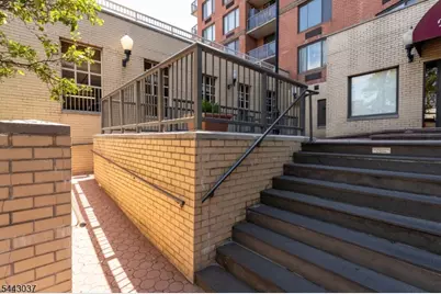 415 Newark St #5A, Hoboken, NJ 07030 - Photo 2