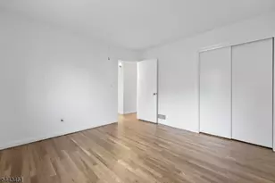 46 Daka Ct, Bloomfield, NJ 07003 - Photo 12