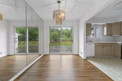 46 Daka Ct, Bloomfield, NJ 07003 - Photo 6