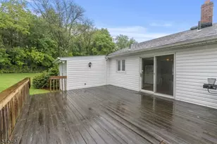 46 Daka Ct, Bloomfield, NJ 07003 - Photo 18