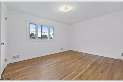 46 Daka Ct, Bloomfield, NJ 07003 - Photo 14