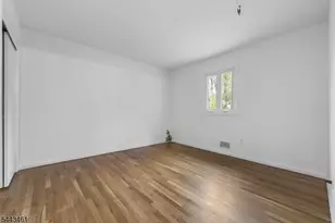 46 Daka Ct, Bloomfield, NJ 07003 - Photo 10