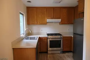 144 Davenport St, Somerville, NJ 08876 - Photo 4