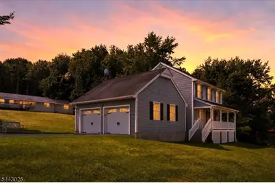 12 Mountain View St, Hamburg, NJ 07419 - Photo 2