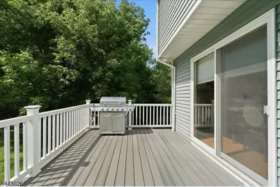 12 Mountain View St, Hamburg, NJ 07419 - Photo 18