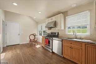12 Mountain View St, Hamburg, NJ 07419 - Photo 14