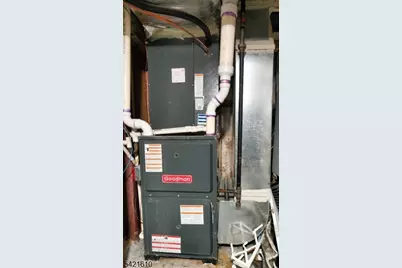 824 Chestnut St, Roselle, NJ 07203 - Photo 32