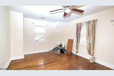 824 Chestnut St, Roselle, NJ 07203 - Photo 20