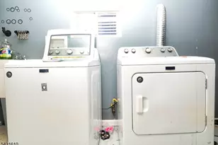 824 Chestnut St, Roselle, NJ 07203 - Photo 28