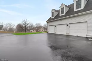 3 Manchur Ct, Raritan Township, NJ 08822 - Photo 6