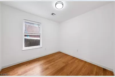 52 James St #2, Newark, NJ 07102 - Photo 12