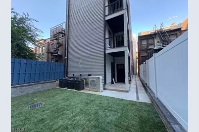 52 James St #2, Newark, NJ 07102 - Photo 26