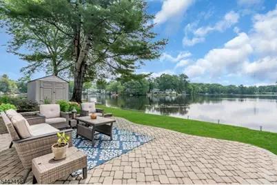 3 Duck Point Trl, Jefferson Township, NJ 07885 - Photo 26