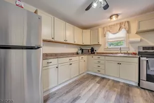 3 Mt Pisgah Ave, Oxford Township, NJ 07863 - Photo 2