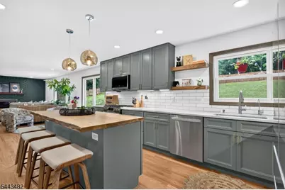 17 Forest Ln, Green Brook Township, NJ 08812 - Photo 6