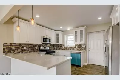 117 Dorothy Street, Carteret, NJ 07008 - Photo 8