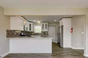 117 Dorothy St, Carteret, NJ 07008 - Photo 4