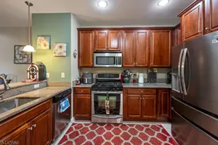 6303 Brookhaven Court, Riverdale, NJ 07457 - Photo 10