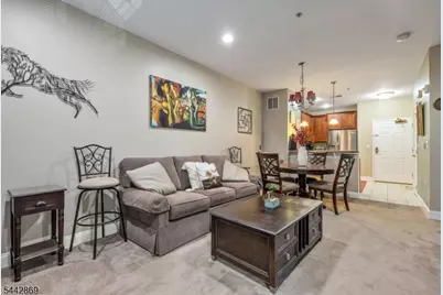 6303 Brookhaven Ct #303, Riverdale, NJ 07457 - Photo 4