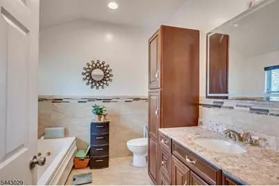 228 Henry Ct, North Plainfield, NJ 07060 - Photo 12
