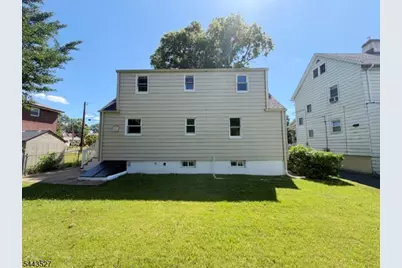 1642 Park St, Rahway, NJ 07065 - Photo 4