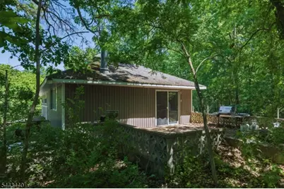 344 Union Ave, Bloomingdale, NJ 07403 - Photo 22
