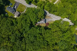 344 Union Ave, Bloomingdale, NJ 07403 - Photo 34